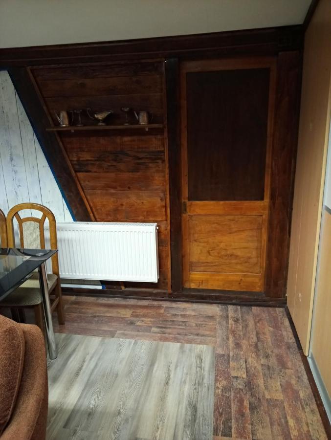 Apartments Pomjan Pogled Na Gore Eksteriør bilde