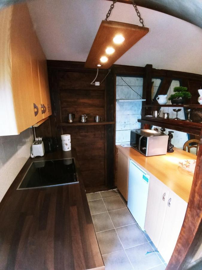 Apartments Pomjan Pogled Na Gore Eksteriør bilde